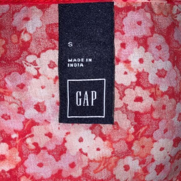 GAP Red Floral 3/4 Sleeve Crew Neck Top Sz Small NWOT - Picture 5 of 6